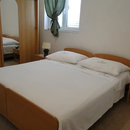 Sibenik Riviera 7078 Primošten